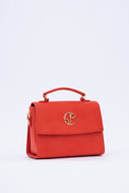 Load image into Gallery viewer, London Sadle Bag Pinatex - Cherry Red
