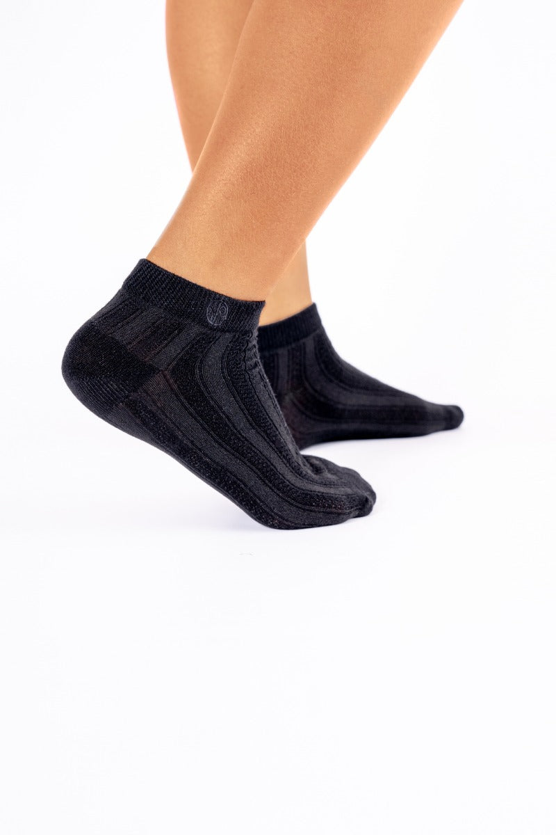 Ankle Socks - Mix 2 White & 1 Black